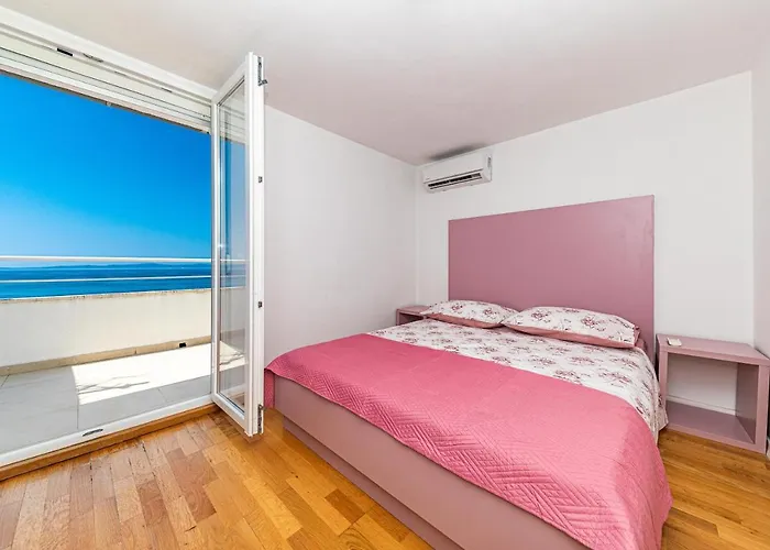 City Apartment Split